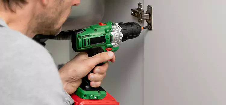 Commercial Door Hinge Repair Renton